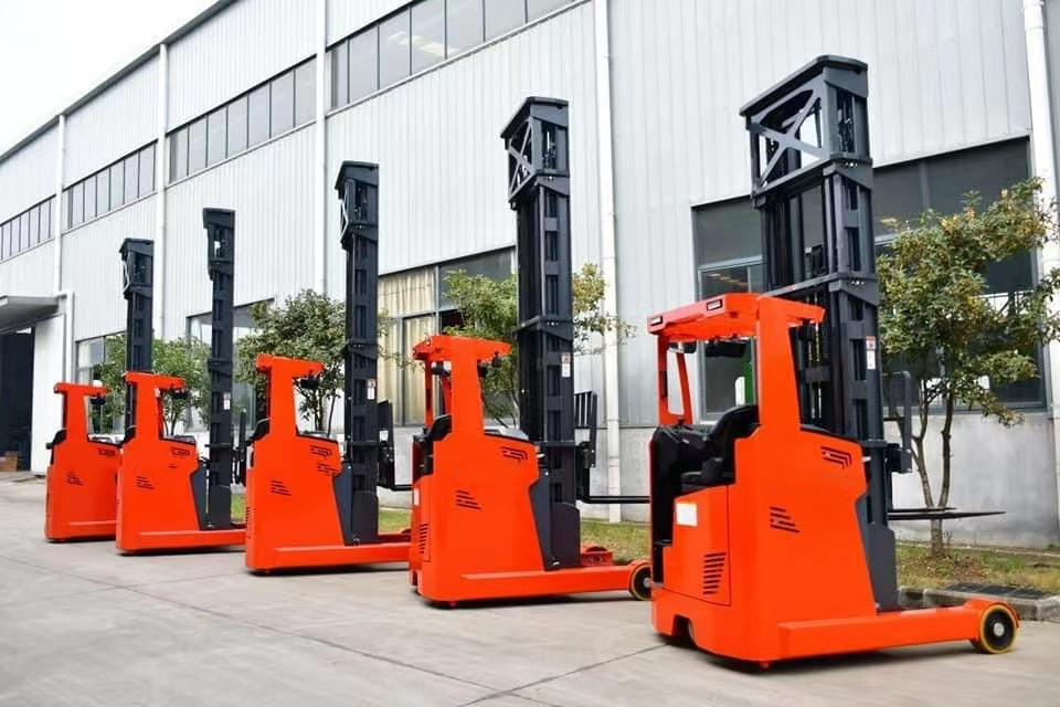 VicGorDan 5 units 2 ton electric reach truck is going to Africa for food company